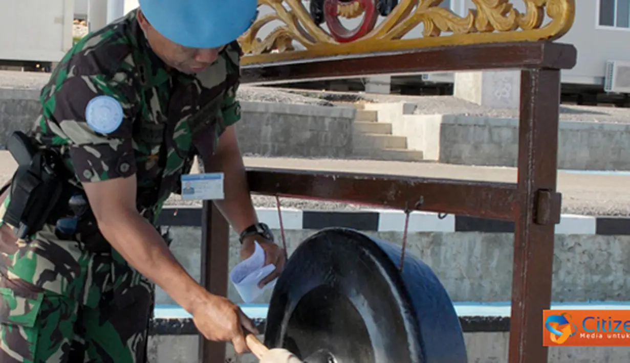 Citizen6, Lebanon: Pembukaan turnamen ditandai dengan pemukulan Gong oleh Wadansatgas, di Lapangan Parade Soekarno, Markas Batalyon UN Posn 7-1, Adshit Al Qusayr, Lebanon Selatan. (Pengirim: Badarudin Bakri)