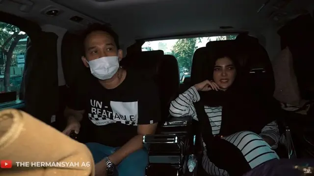 Ashanty Borong Dagangan Penjual Keliling