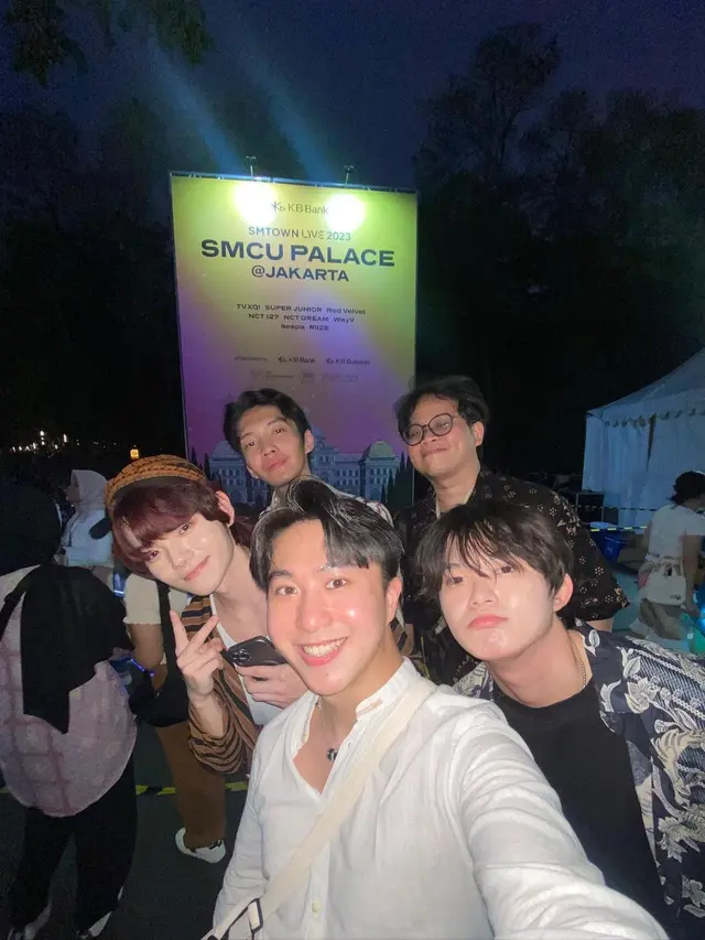 6 Potret Selebgram Frederick Yang, Dikira Taeyong NCT saat Nonton Konser SMTOWN