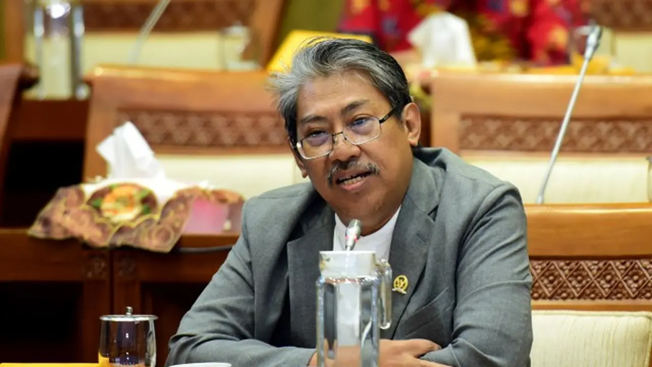 Berpotensi Tingkatkan Inflasi, Anggota Komisi VII DPR Tolak Kenaikan Harga BBM dan Gas 