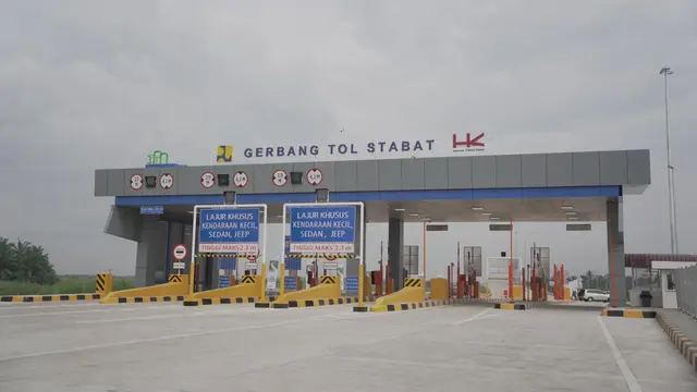 PT Hutama Karya (Persero) mulai mengoperasikan Jalan Tol Trans Sumatera (JTTS) Ruas Binjai-Langsa Seksi 1 Binjai-Stabat pada Jumat (11/2/2022) pagi ini.