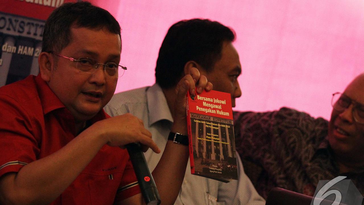 Jelang Akhir Tahun, PDIP Luncurkan Buku