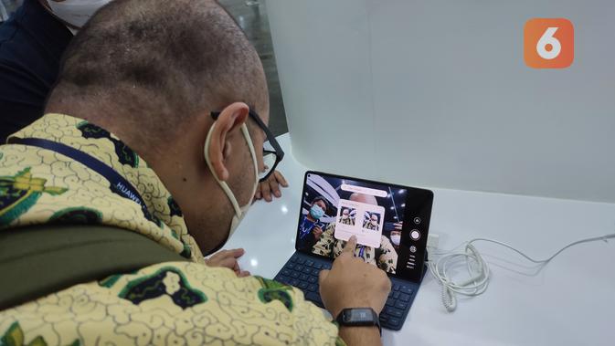 <p>Huawei MatePad X Pro dipamerkan di Huawei APAC Smart Office Launch 2022 Event (Liputan6.com/Giovani Dio Prasasti)</p>