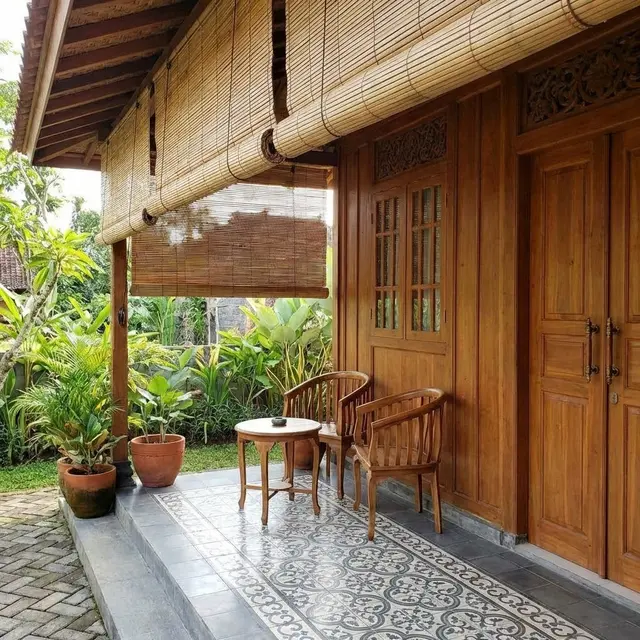 Inspirasi Teras Rumah Kampung yang Rapi dan Sejuk