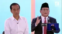Jokowi dan Prabowo Subianto dalam debat kedua capres 2019. (Liputan6.com)