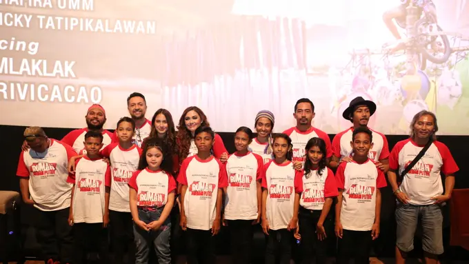 [Fimela] Preskon film Rumah Merah Putih