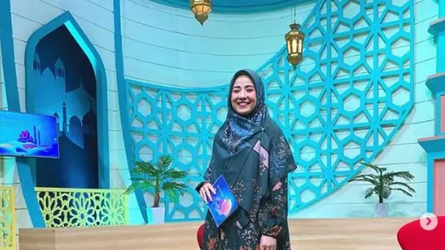 5 Model Baju Tunik untuk Lebaran 2025, dari Citra Kirana hingga Zaskia Adya Mecca Bisa Jadi Inspirasi