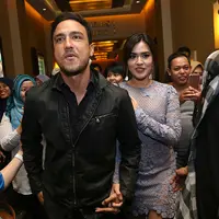 Kebahagian tengah bersama penyanyi cantik Raisa. Bukan hanya sepeda yang didapatkan dari bapak Presiden Jokowi, tetapi juga soal kisah cintanya dengan Hamish Daud yang selalu ramai diperbincangkan. (Nurwahyunan/Bintang.com)