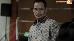 [FOTO] Ketegangan Hambit Bintih Jalani Sidang Vonis