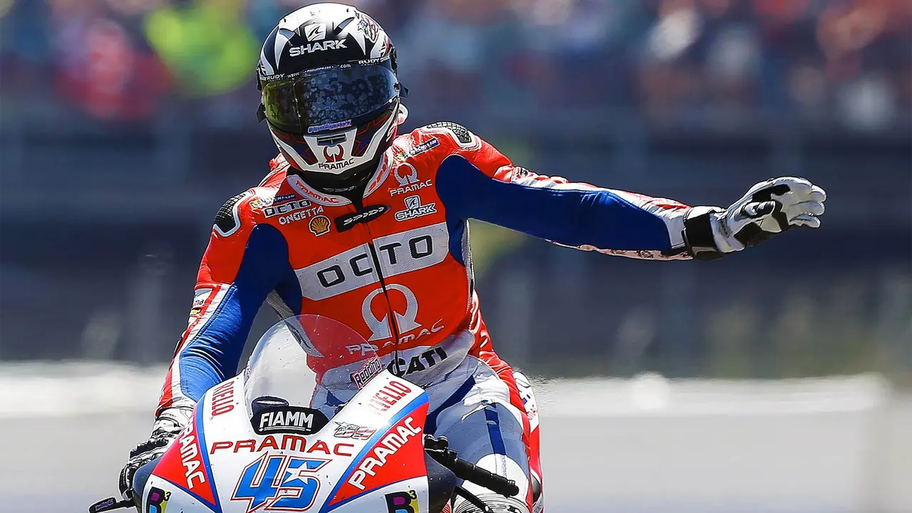 FOTO: Dovizioso Tercepat di MotoGP Catalunya, Rossi Terpuruk