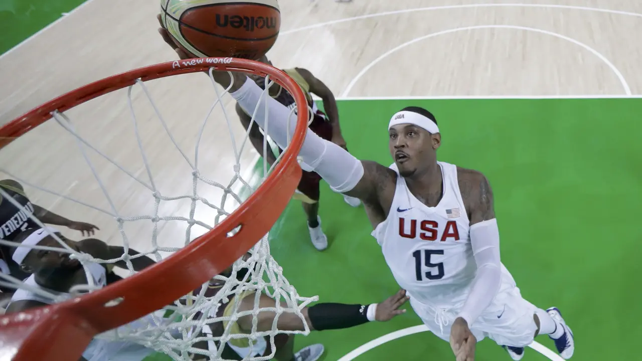 Carmelo Anthony Lewati Poin Jordan