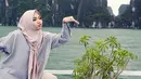 "Dia orang Indonesia. Kalau dibilang biasa, dia orang yang luar biasa," ungkap Rina Nose di kawasan Kapten Tendean, Jakarta Selatan, Kamis (31/8/2017). (Instagram/rinanose16)
