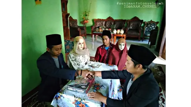 Parodi 4 Foto Imajinasi Jomblo Ini Bikin Geleng-geleng