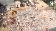 Sebuah gedung di India yang tengah dalam tahap pembangunan runtuh lalu menimpa gedung apartemen di sebelahnya. Insiden ini menewaskan 5 orang dan 50 orang lainnya masih terperangkap di bawah reruntuhan.