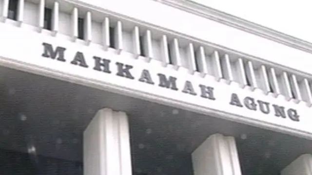 Api Berkobar di Ruangan Hakim Agung MA Solthony Mohdali