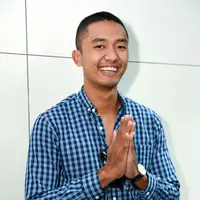 Diserang Fans K-Pop, Uus Beri Penjelasan (Deki Prayoga/Bintang.com)