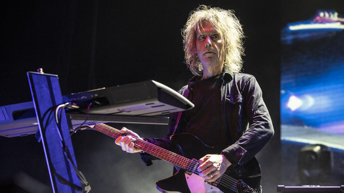Perry Bamonte Gitaris dan Keyboardist The Cure Meninggal Dunia