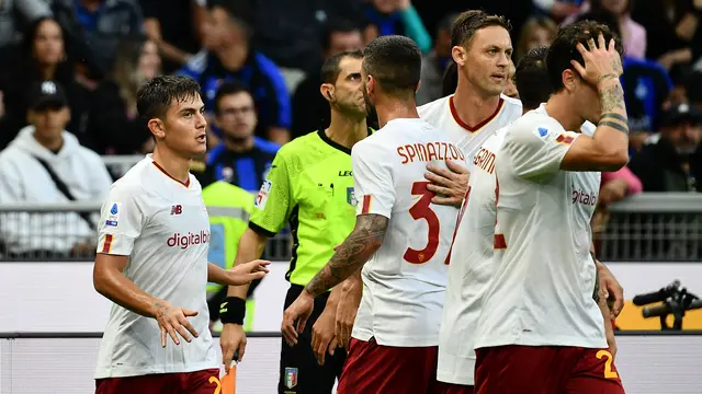 Selebrasi Paulo Dybala saat membantu Roma mengalahkan Inter Milan di Liga Italia