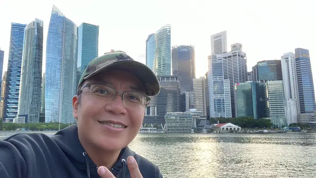 7 Potret Ari Lasso Pakai Topi Sejak Rambutnya Plontos Ini Makin Gaya