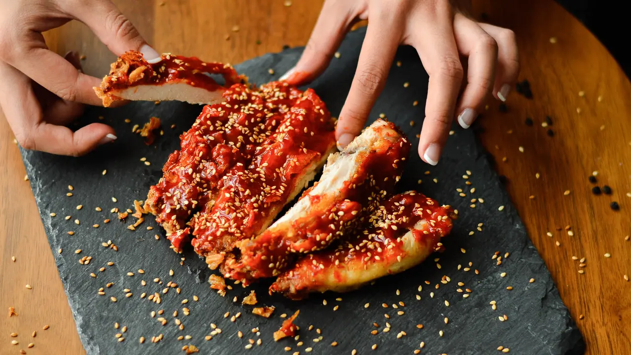 Ayam goreng modern Asia