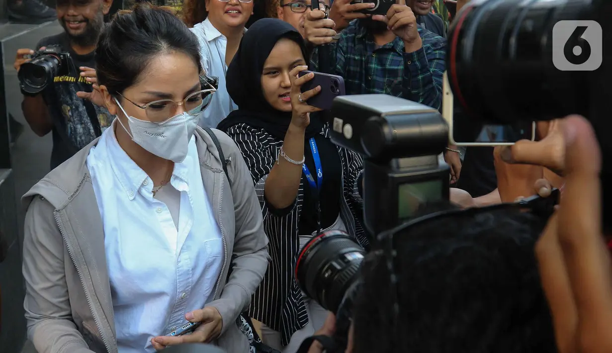 Windy mengaku baru menerima sekitar lima atau tujuh pertanyaan dari penyidik ​​KPK.  (Liputan6.com/Herman Zakharia)