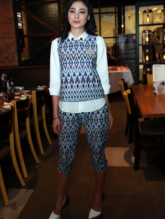 Tidak hanya suasana Ramadan yang membuat perempuan kelahiran Padang Panjang, 27 tahun silam itu. Tapi juga masakan mama yang selama ini menjadi makanan favoritnya. (Deki Prayoga/Bintang.com)