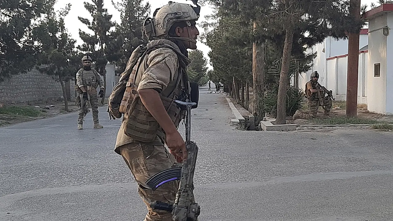 FOTO: Pasukan Khusus Afghanistan Bertempur Lawan Taliban di Helmand