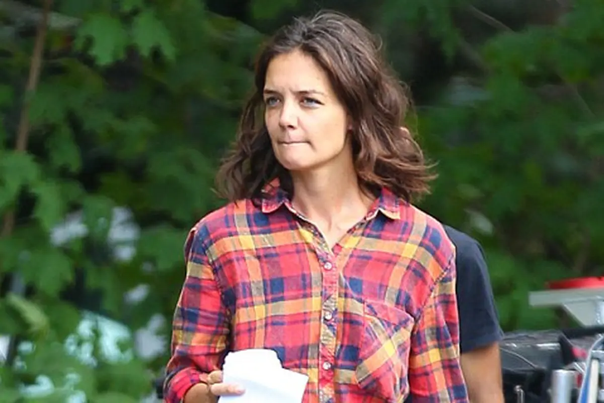 Katie Holmes (Dailymail)