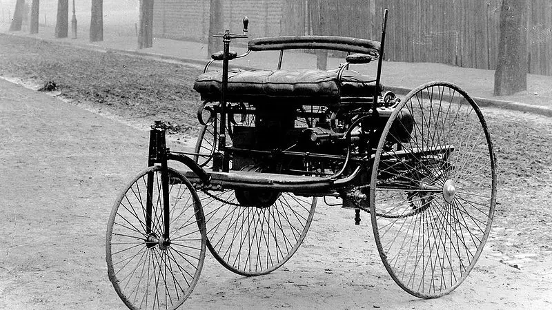 Mobil pertama yang diproduksi di dunia, Benz Patent-Motorwagen 