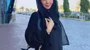Yuni Shara pun didoakan agar tetap menggunakan hijab. [instagram/yunishara36].
