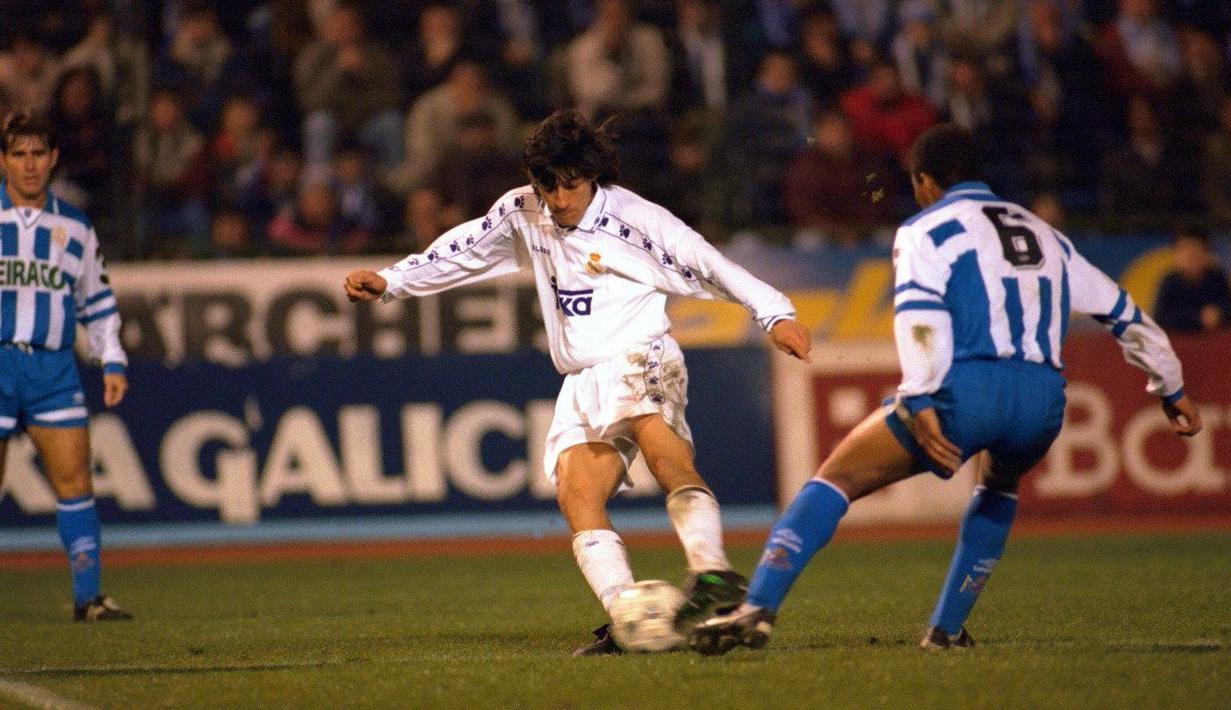  5. Pemegang rekor pencetak gol tercepat Real Madrid adalah Ivan Zamorano yaitu 12 detik yang dicetak saat melawan Sevilla, September 1994. (www.squawka.com)