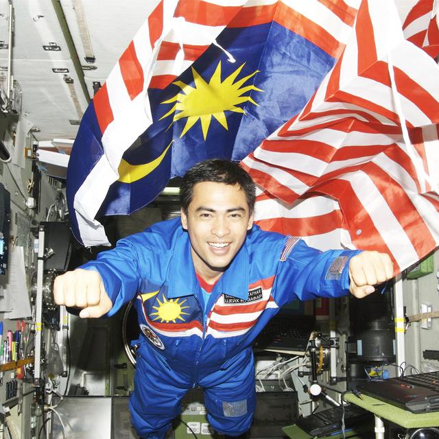10 10 2007 Orang Pertama Malaysia Di Luar Angkasa Dengar Azan Global Liputan6 Com