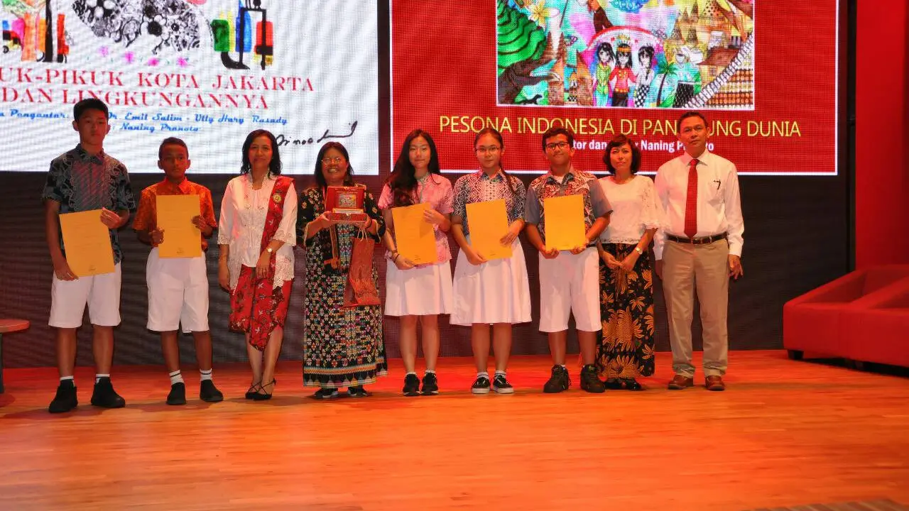 SMP Don Bosco 2 Buktikan Konsisten Berkarya Lewat Peluncuran Buku