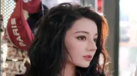 Dilraba Dilmurat Absen dari Show Dior di Paris Fashion Week 2026, Terdampar di Dubai
