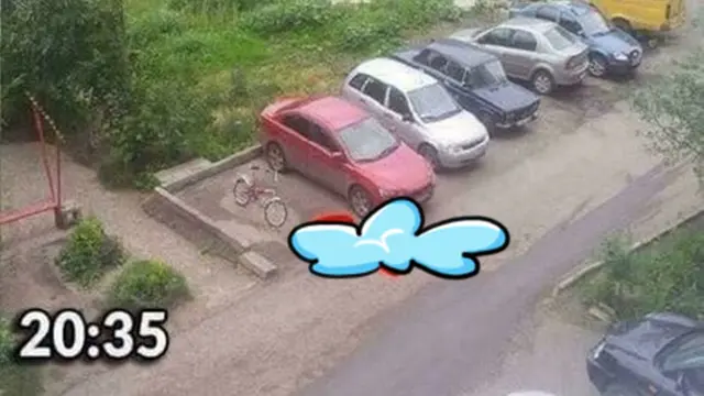 6 Kendaraan Salah Tempat Parkir Ini Bikin Geleng Kepala, Kocak