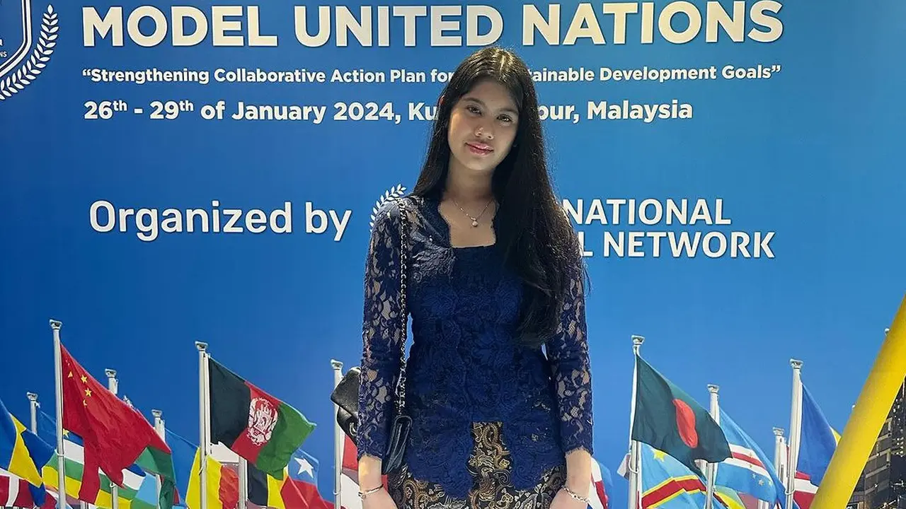 6 Potret Almira Anak Annisa Pohan dan AHY Ikuti MUN di Malaysia, Bikin Bangga