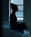 Ketegangan saat tubuh dalam kondisi stres dapat membuat sulit tidur (Foto: Ben Blennerhassett/Unsplash)