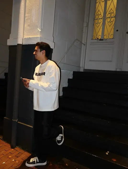 Aksi penyelamatan Nathan ini pun disebut begitu krusial karena berhasil menggagalkan lawan menambah skor. Bahkan, tak sedikit netizen yang memberikan pujian melalui kolom komentar pada akun Instagram pribadinya. (Liputan6.com/IG/@nathantjoeaon)