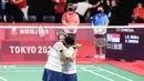 Leani Ratri Oktila lagi-lagi meraih medali, kali ini ia berpasangan dengan Khalimatus Sadiyah tampil sangat fantastis pada laga final sektor ganda putri kelas SL3-SU5 Paralimpiade Tokyo 2020, hari Sabtu (04/09/2021). (Foto: Dok NPC Indonesia)