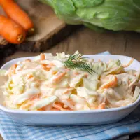 ilustrasi salad/Esin Deniz/Shutterstock