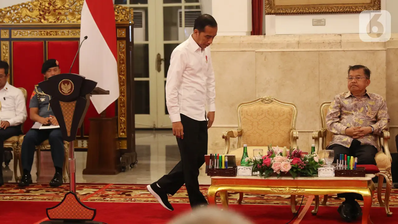 Jokowi Pimpin Sidang Kabinet
