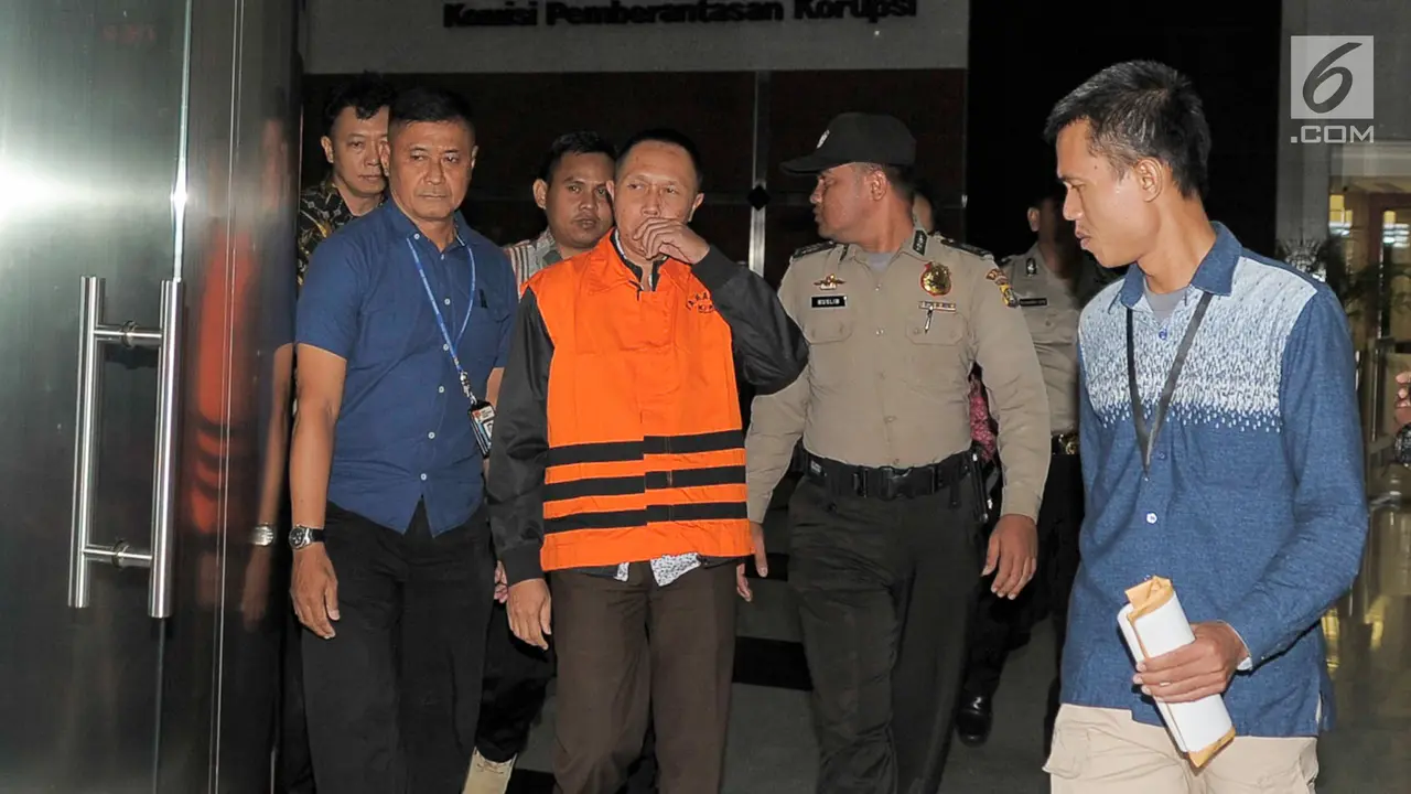PHOTO: Ditetapkan Tersangka Begini Ekspresi Bupati dan Kejari Pamekasan