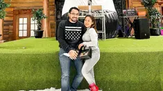 Komika Kiky Saputri mengumbar kemesraan dengan seorang pria bernama M. Khairi lewat unggahan di akun Instagram pribadinya. Unggahan itu tak ayal menjadi sorotan. (Instagram/kikysaputrii)
