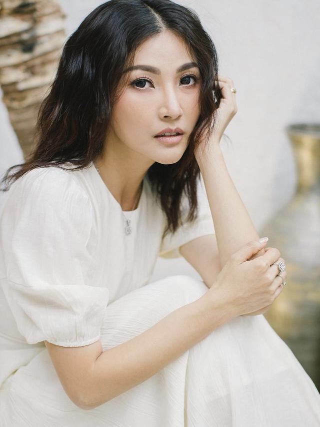 7 Potret Outfit Sarwendah Perlihatkan Tubuh Kurus 43 Kg (Instagram/sarwendah29).