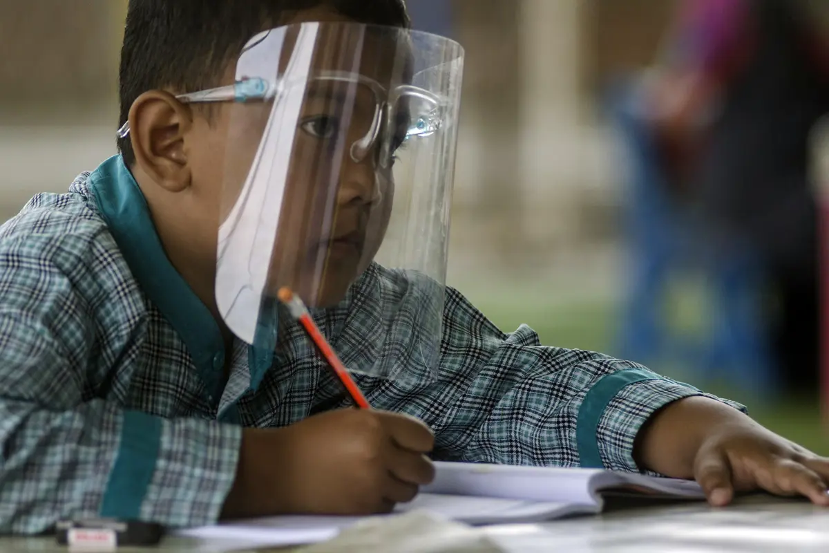 FOTO: Penerapan Pembelajaran Tatap Muka Sekolah di Bandung