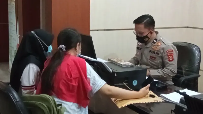 Tergiur Arisan Online di Medsos, 2 Wanita di Palembang Tertipu Puluhan Juta