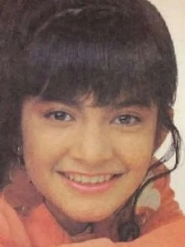 6 Foto Masa Remaja Cut Tari, Berprestasi Jadi Gadis Sampul 1991