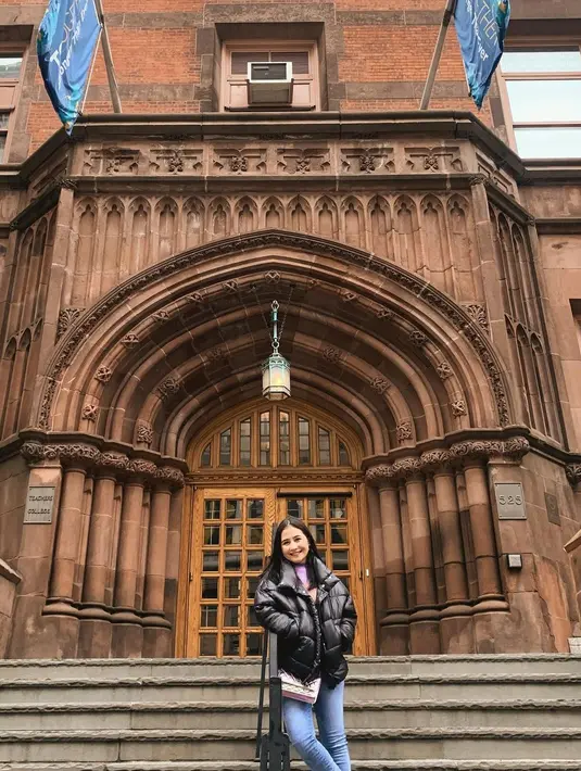 Prilly Latuconsina (Instagram/prillylatuconsina96)