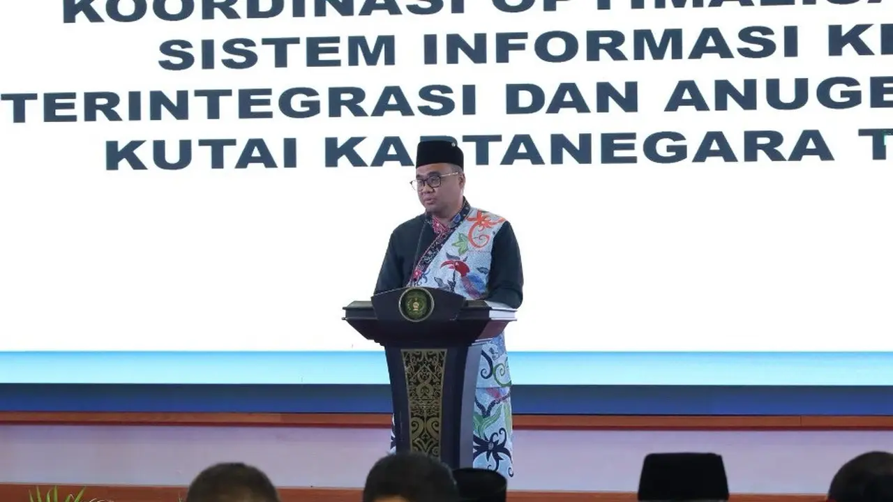 Bupati Kukar Dorong Efisiensi Pemerintahan dan Budaya Literasi lewat Rakor Srikandi 2025