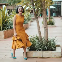 Memiliki satu orang anak tak membuat Andien Aisyah lupa memerhatikan penampilan. Terlihat dari gaya berbusananya  setiap kali tampil di atas panggung ataupun dalam kesehariannya. (Instagram/andienaisyah)